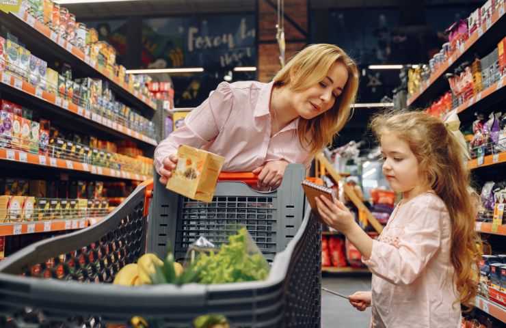 Spesa mamma e figlia 