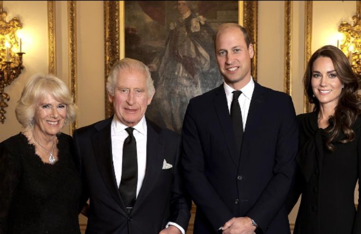 royal family ritratto famiglia