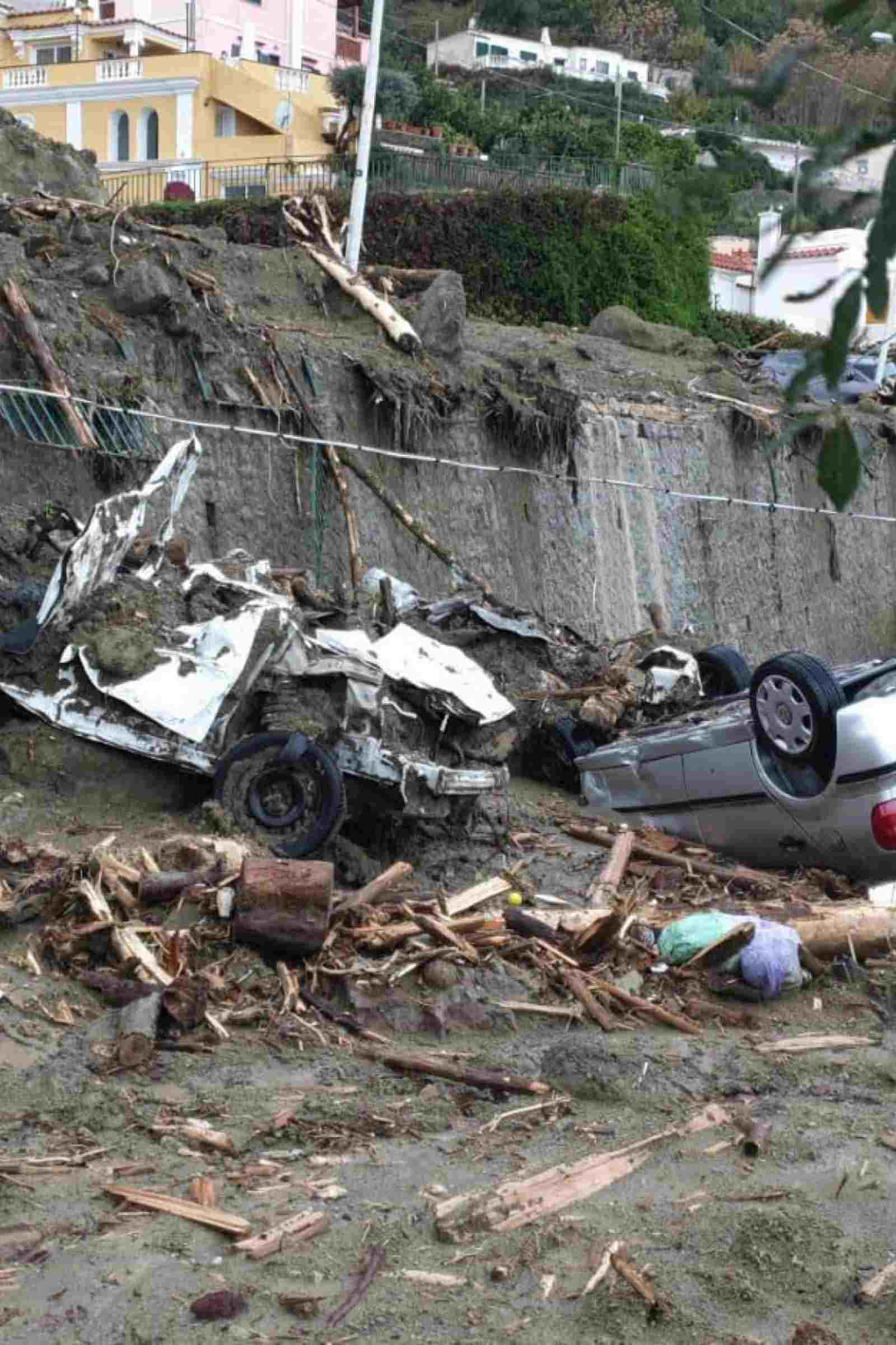 ischia, dichiarato stato emergenza