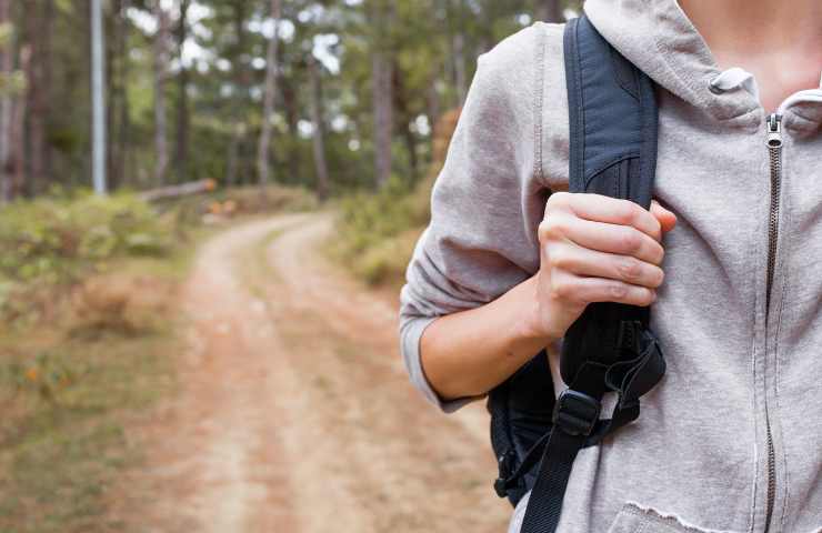 Punizione severa figlio 8 anni madre arrestata