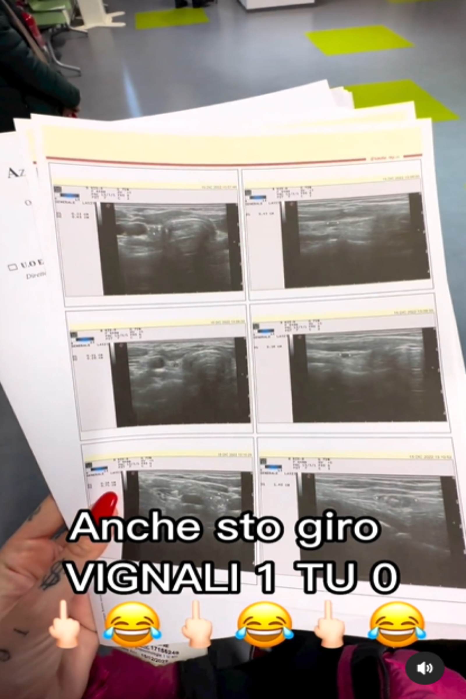 Valentina Vignali ecografia tiroide controllo foto