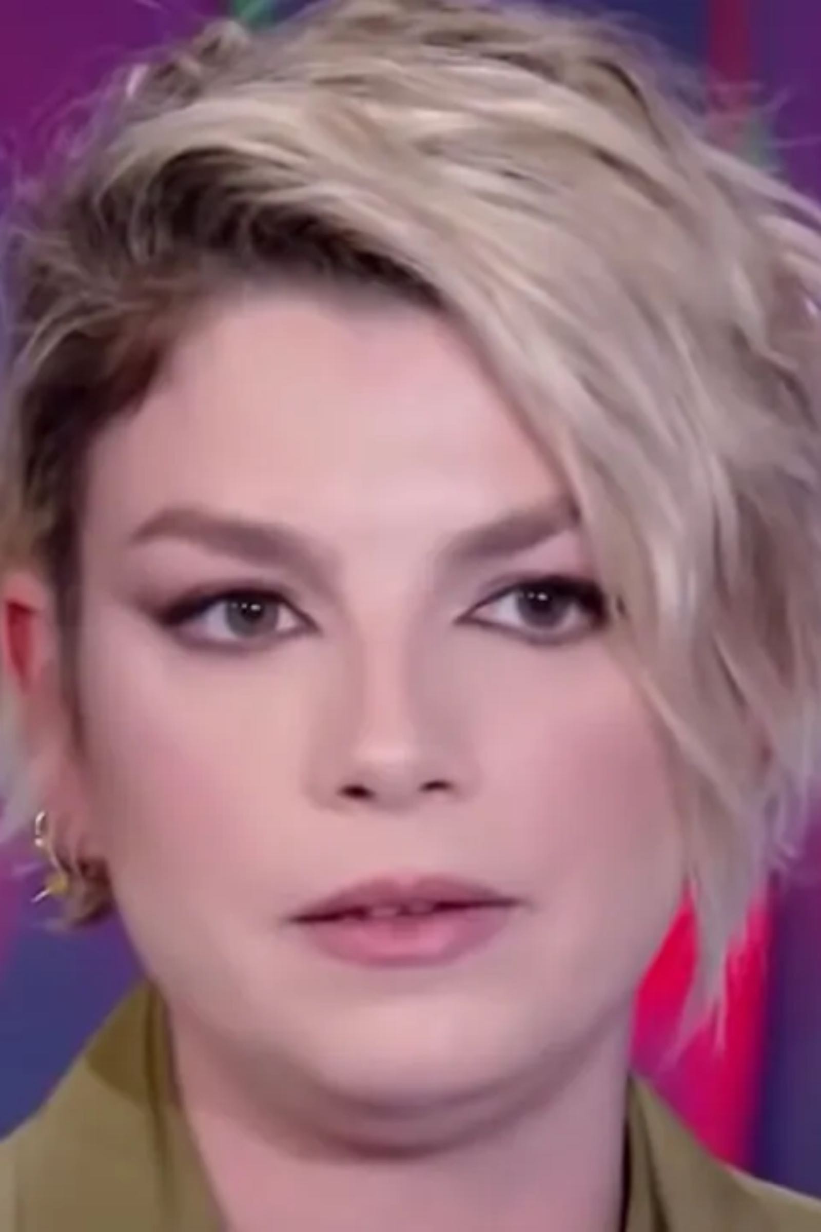 Emma Marrone si sbottona