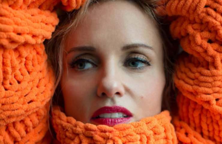 Justine Mattera: fan nel delirio