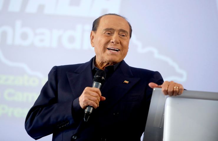 Silvio Berlusconi primo piano 