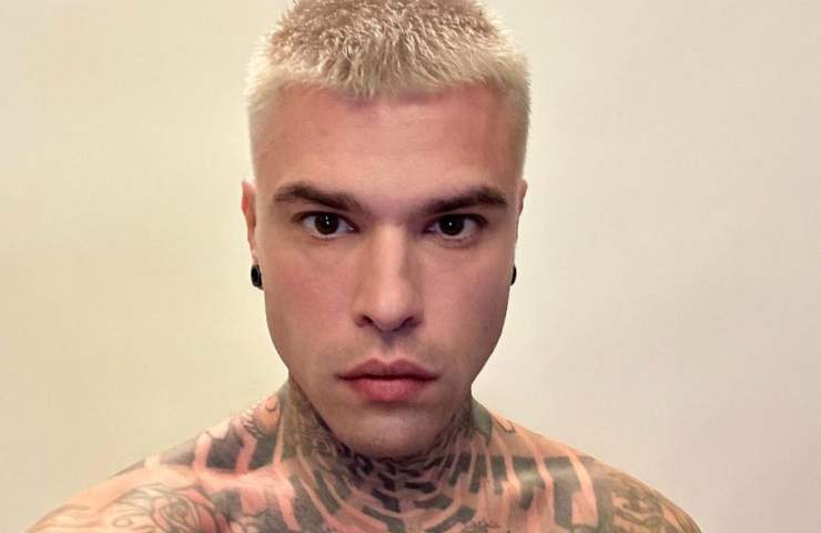 Fedez primo piano 