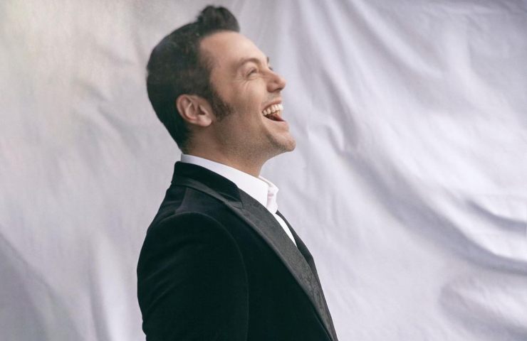 Tiziano Ferro profilo 