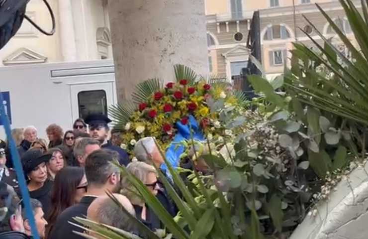 maria de filippi funerale maurizio costanzo