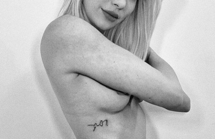 Clizia Incorvaia tatuaggio figli braccio foto
