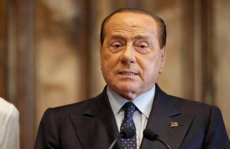 Silvio Berlusconi: le cifre che spende per la sua stanza al San Raffaele